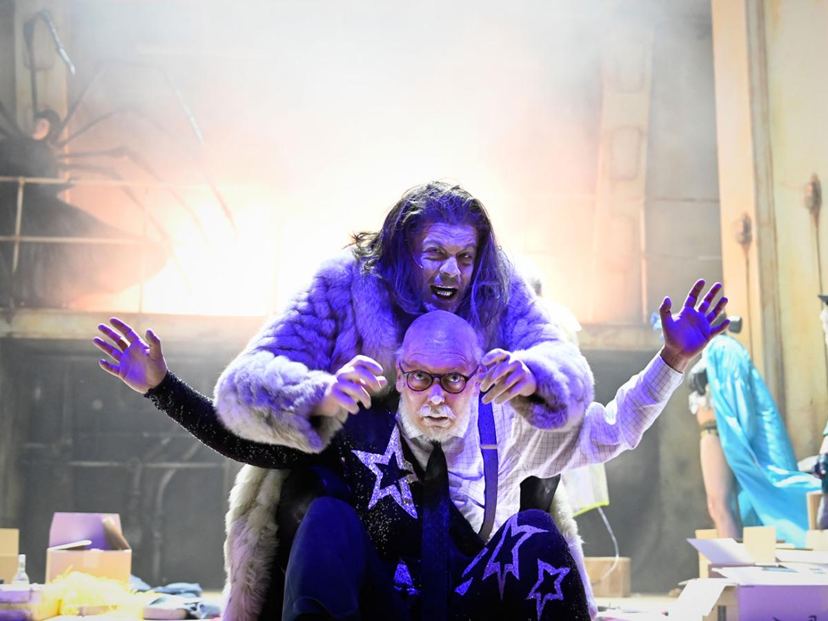 Die Gläserne Stadt / Thomas Aurin